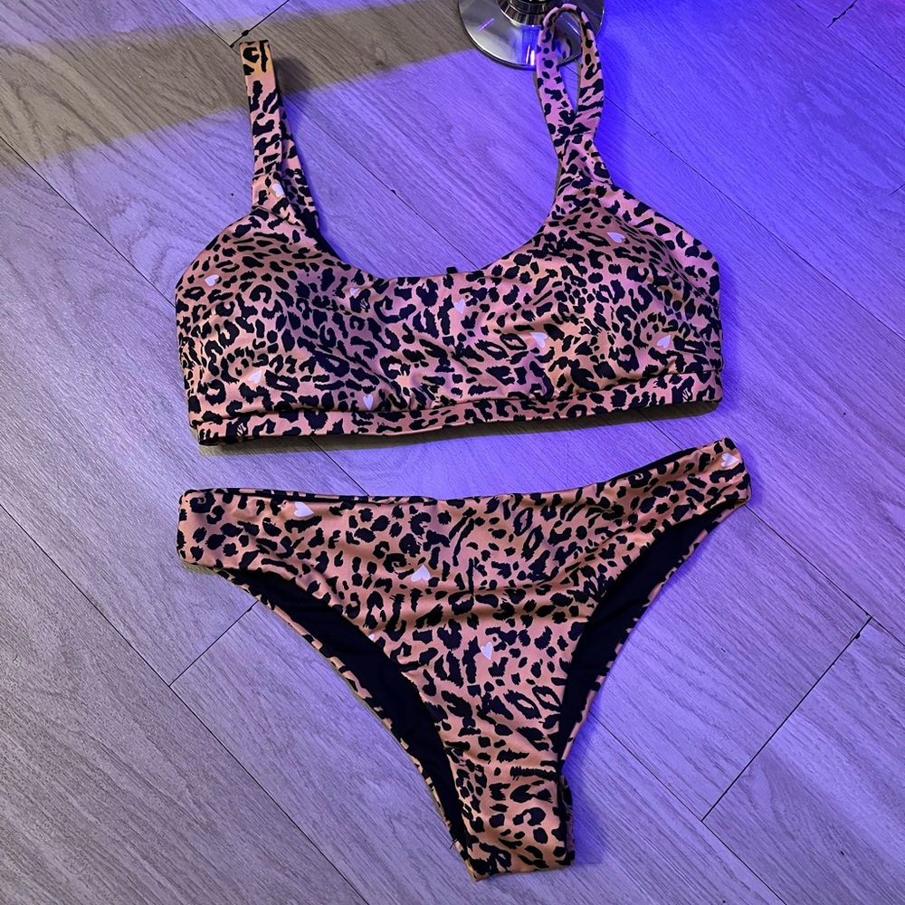 Lunalae Ava Top in Brown Leopard